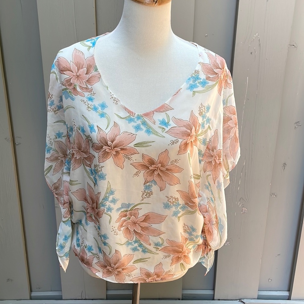 Fate Cream Floral Butterfly Sleeve Blouse Sheer Size Small